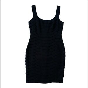 Carmen Marc Valvo Scalloped Cocktail Dress‎